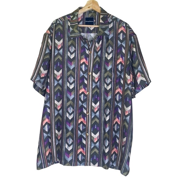 Tommy Bahama Original Fit Aloha Arrow IslandZone Camp Shirt Sz 2XL - Picture 1 of 8